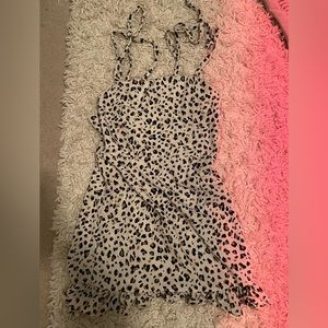 Medium cheetah dress